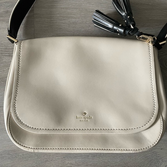 kate spade Bags Kate Spade Rare Ivoryblack Leather Large Bag With